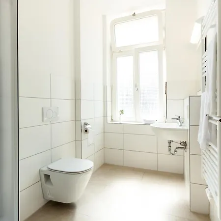 Haus Am In Direkter Strandlage, Mit Meer- Oder Gartenblick, Teils Balkon & Fruehstueck Zubuchbar In Historischer Aparthotel 4*