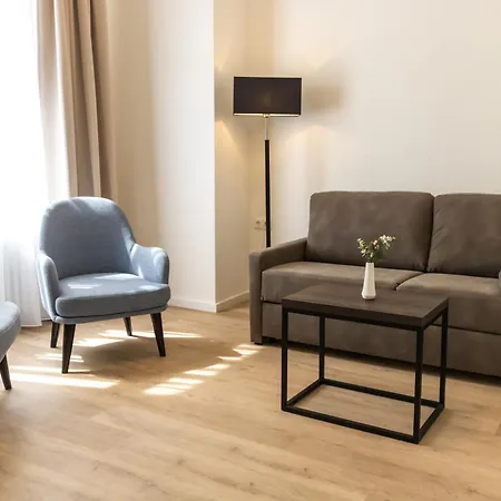 Haus Am In Direkter Strandlage, Mit Meer- Oder Gartenblick, Teils Balkon & Fruehstueck Zubuchbar In Historischer Aparthotel 4*