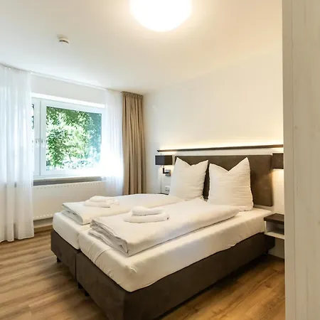 Haus Am In Direkter Strandlage, Mit Meer- Oder Gartenblick, Teils Balkon & Fruehstueck Zubuchbar In Historischer