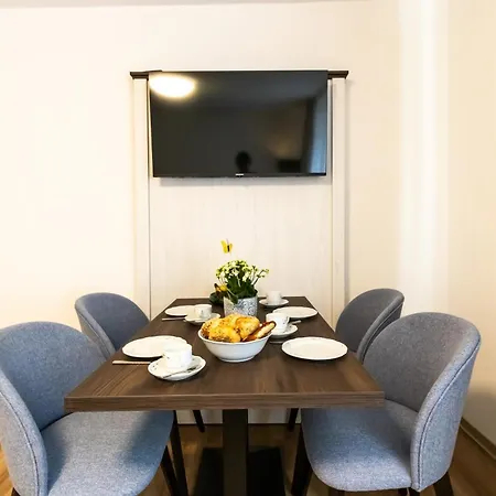 Haus Am In Direkter Strandlage, Mit Meer- Oder Gartenblick, Teils Balkon & Fruehstueck Zubuchbar In Historischer Aparthotel 4*