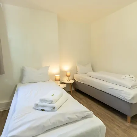 Haus Am In Direkter Strandlage, Mit Meer- Oder Gartenblick, Teils Balkon & Fruehstueck Zubuchbar In Historischer Aparthotel 4*