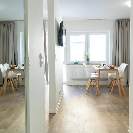 Haus Am In Direkter Strandlage, Mit Meer- Oder Gartenblick, Teils Balkon & Fruehstueck Zubuchbar In Historischer Aparthotel